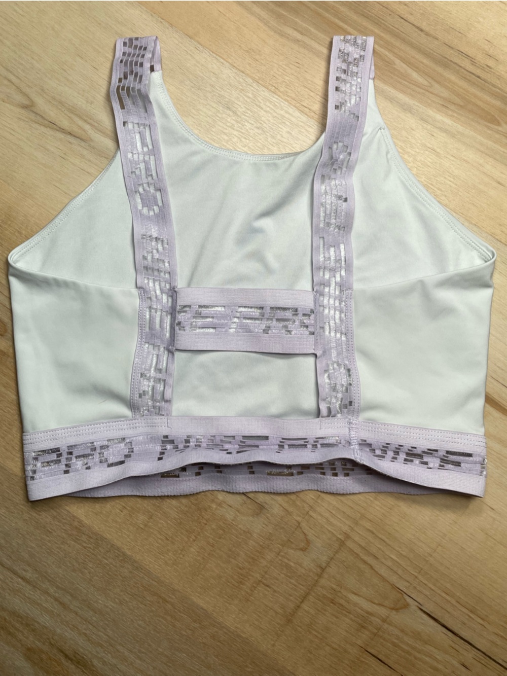 Nike Pro Dri Fit Crop Top Womens Medium Gray Lavender Athletic Gym - Picture 2 of 6